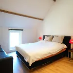 Fijn, Recent Volledig Gerenoveerd In * Maastricht