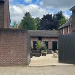 Fijn, Recent Volledig Gerenoveerd In Appartamento *