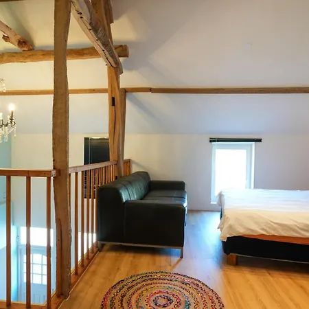 Fijn, Recent Volledig Gerenoveerd In * Maastricht