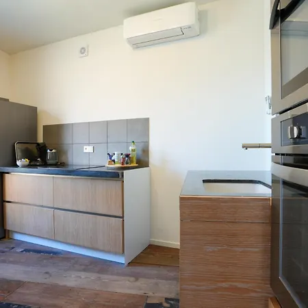 Fijn, Recent Volledig Gerenoveerd In