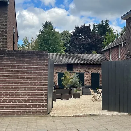 Fijn, Recent Volledig Gerenoveerd In アパート *