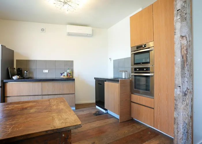 Apartment Fijn, Recent Volledig Gerenoveerd In