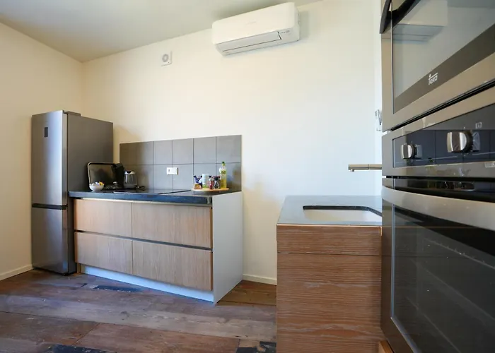 Fijn, Recent Volledig Gerenoveerd In