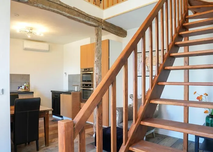 Fijn, Recent Volledig Gerenoveerd In Apartment Maastricht